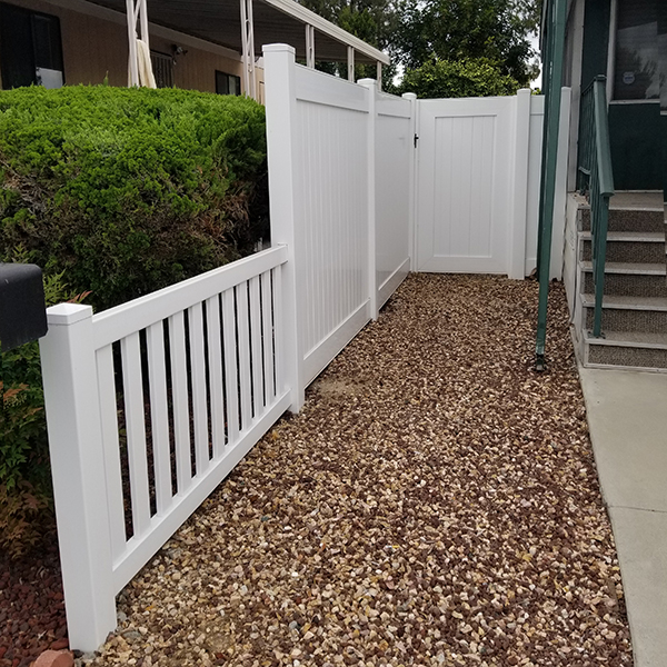 Vinyl Fences Installation for Residential Properties