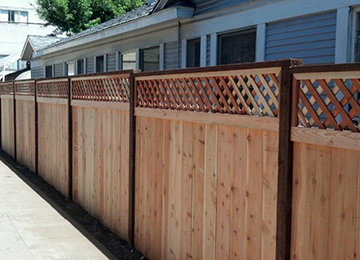 Custom Wood Privacy Fence with Decorative Lattice Top