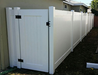 LA White Vinyl Gates 