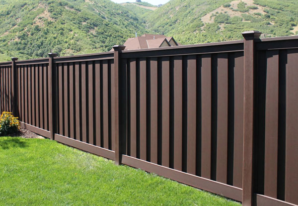 Composite Fencing & Gate Torrance