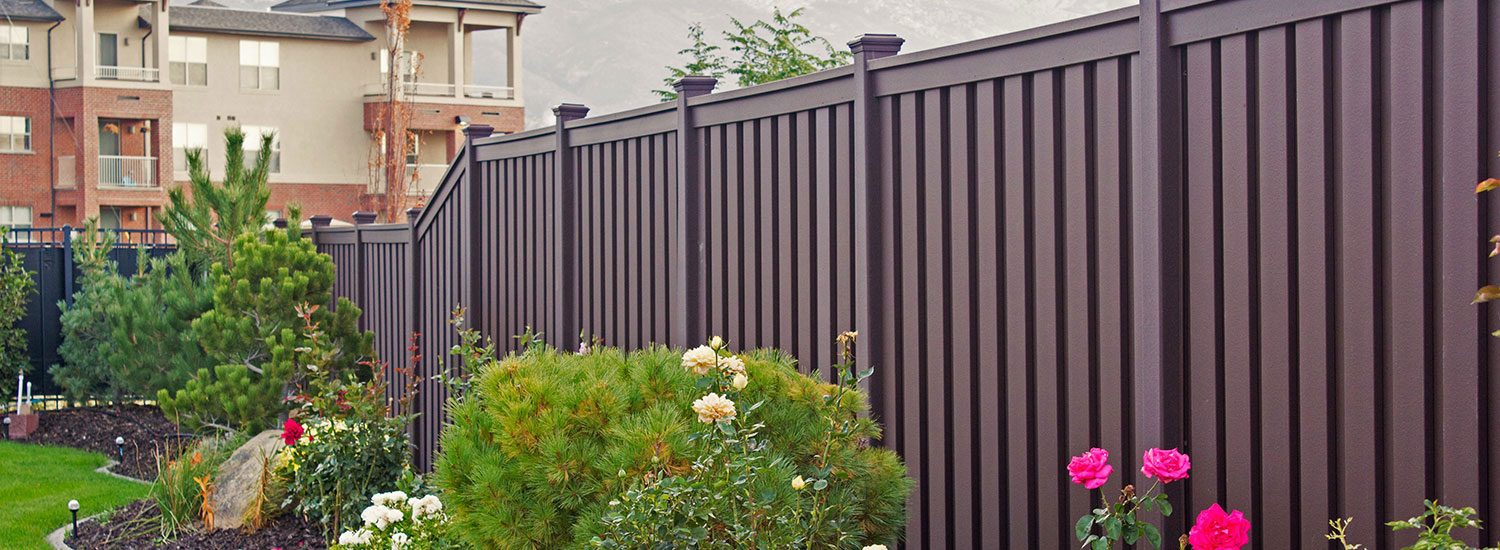 Low Maintenance SimTek Fencing Los Angles County