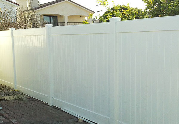 Privacy Vinyl Fence